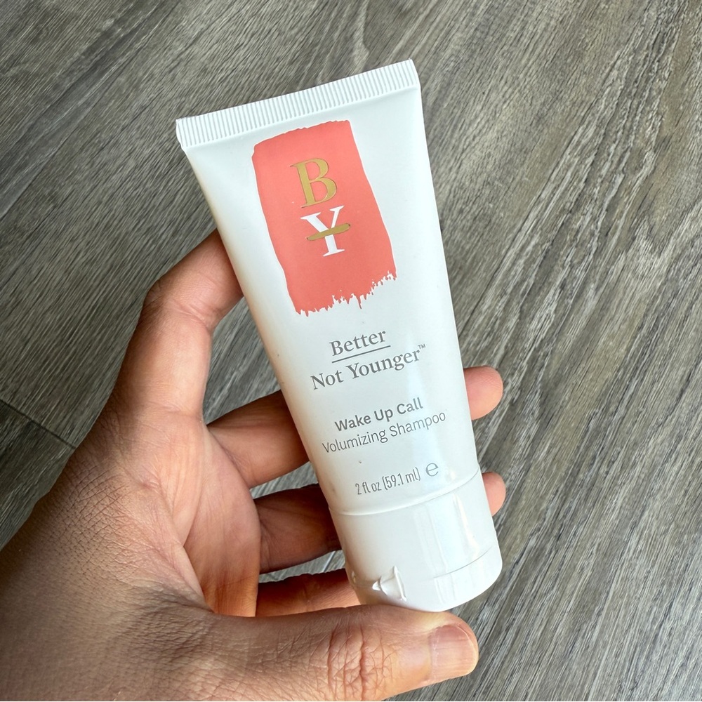 Better Not Younger Wake Up Call Volumizing Shampoo -travel size 59ML